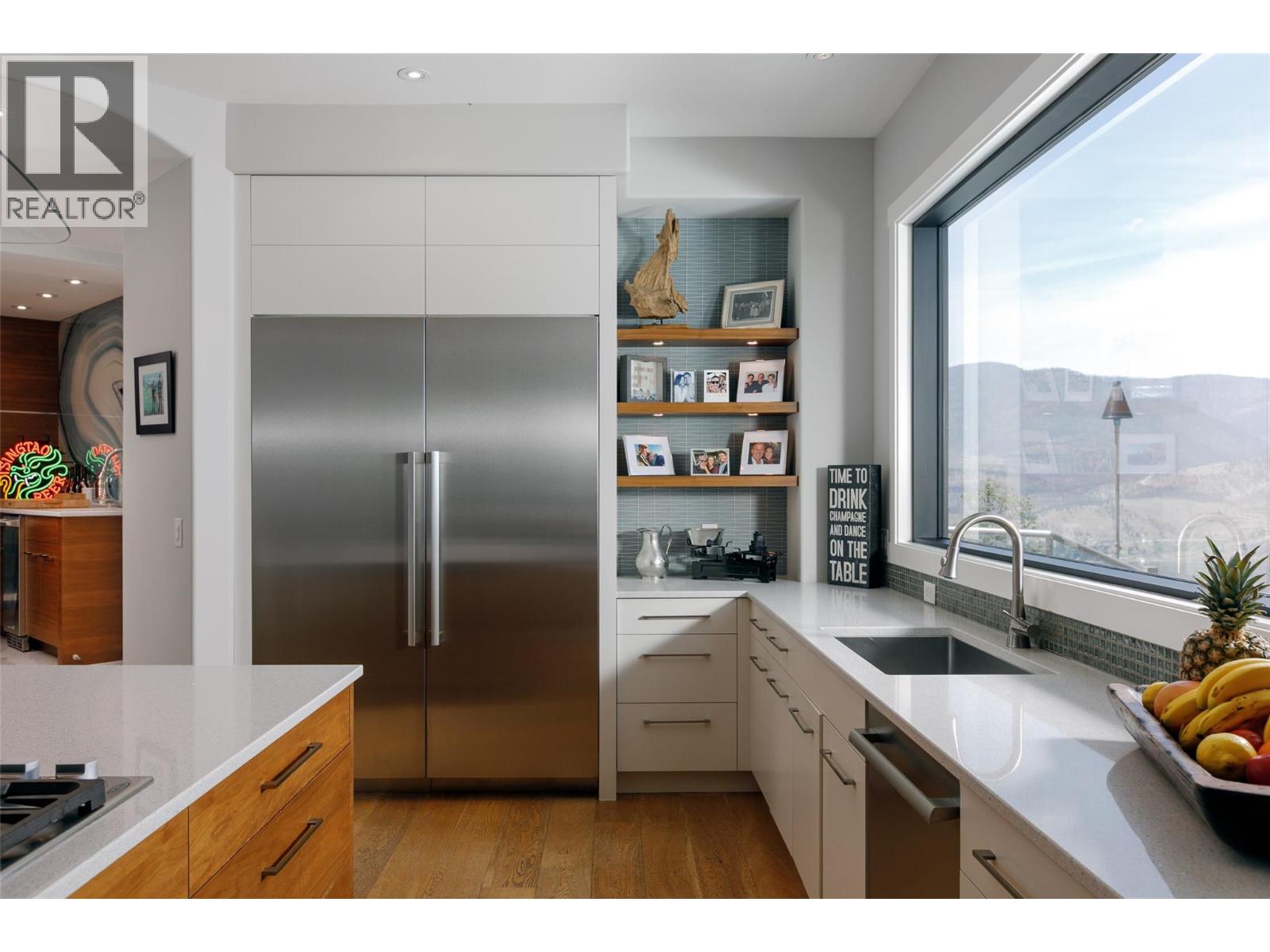 228 Caliburn Court, Kelowna