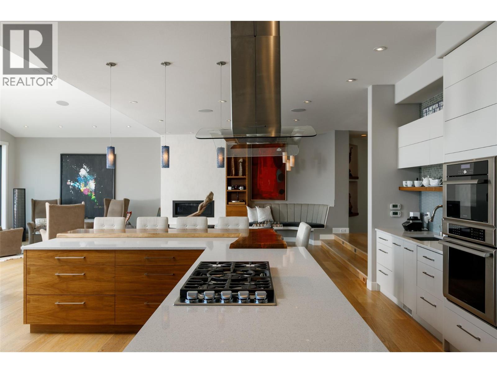 228 Caliburn Court, Kelowna