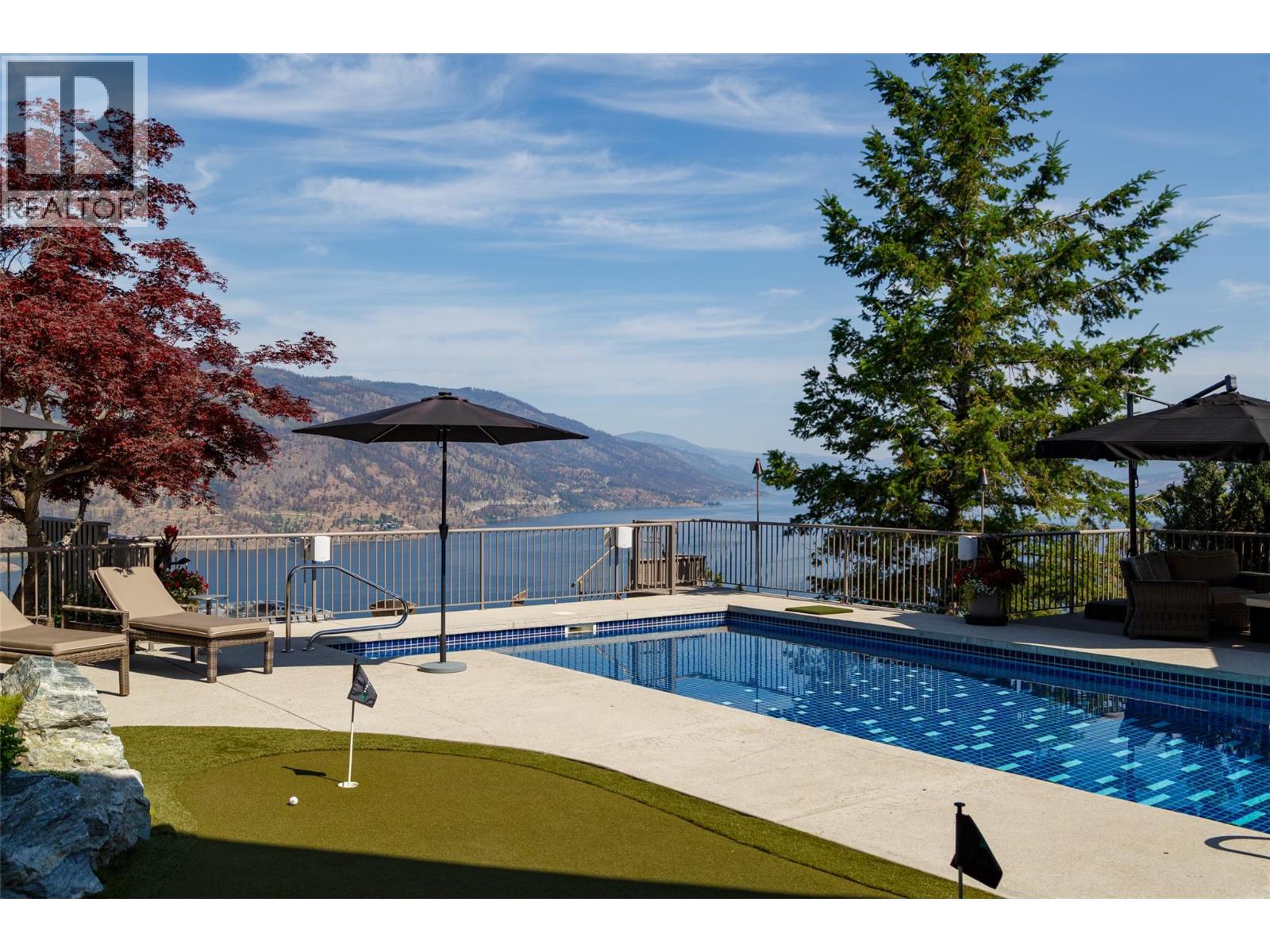 228 Caliburn Court, Kelowna
