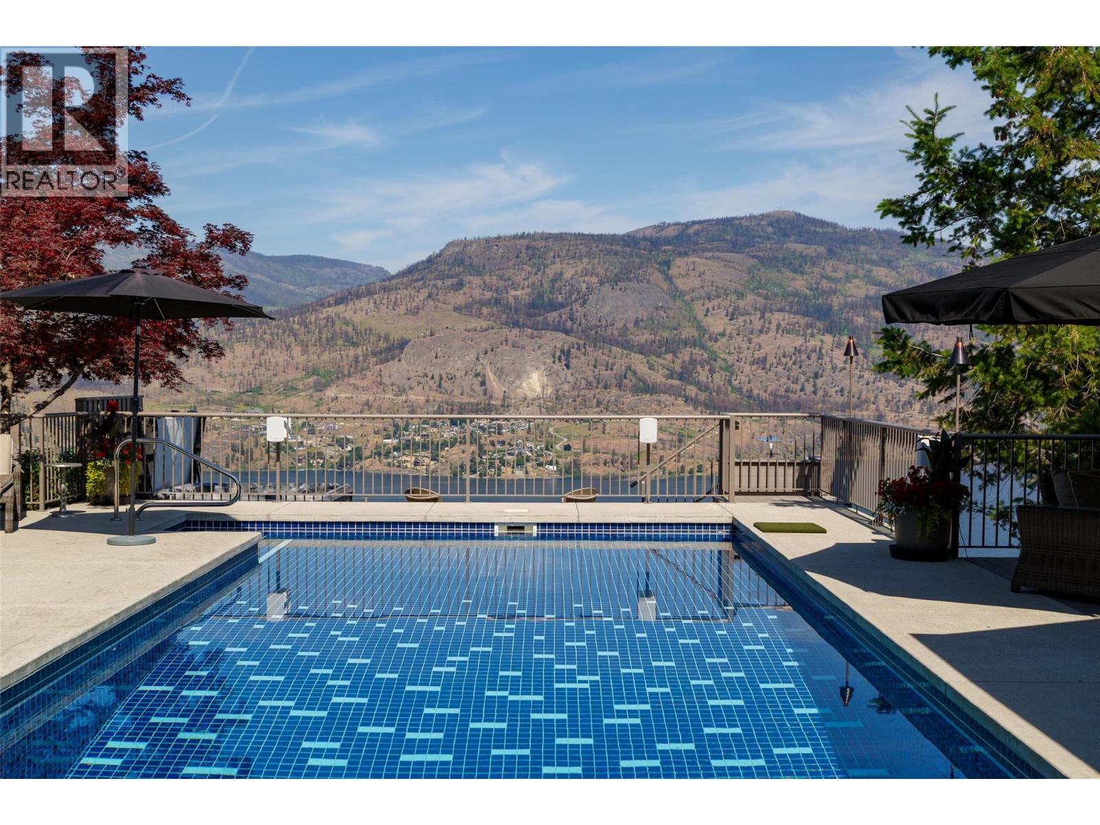 228 Caliburn Court, Kelowna
