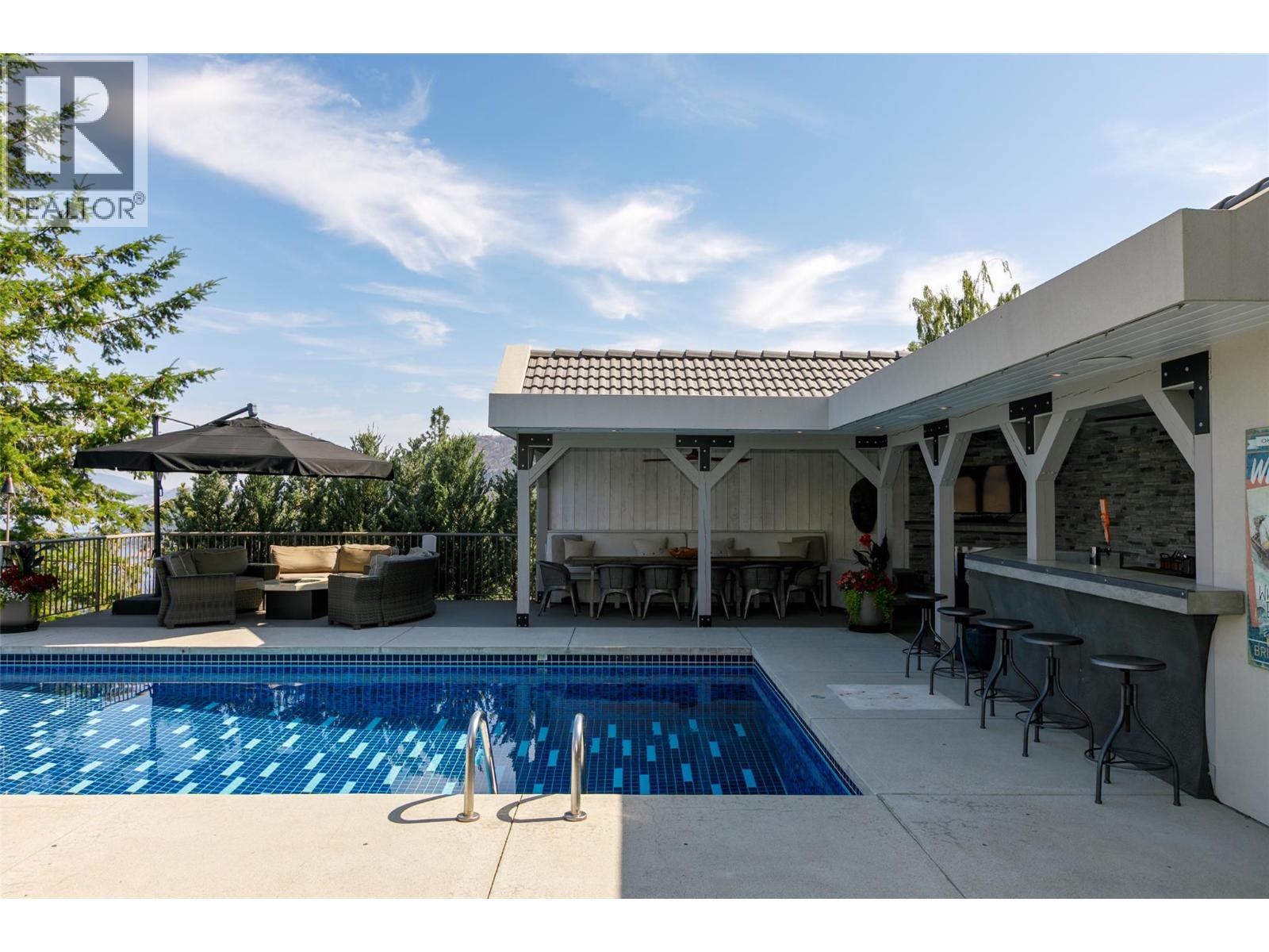 228 Caliburn Court, Kelowna