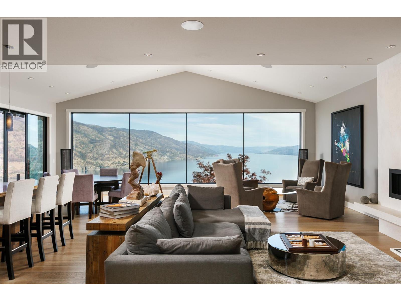 228 Caliburn Court, Kelowna