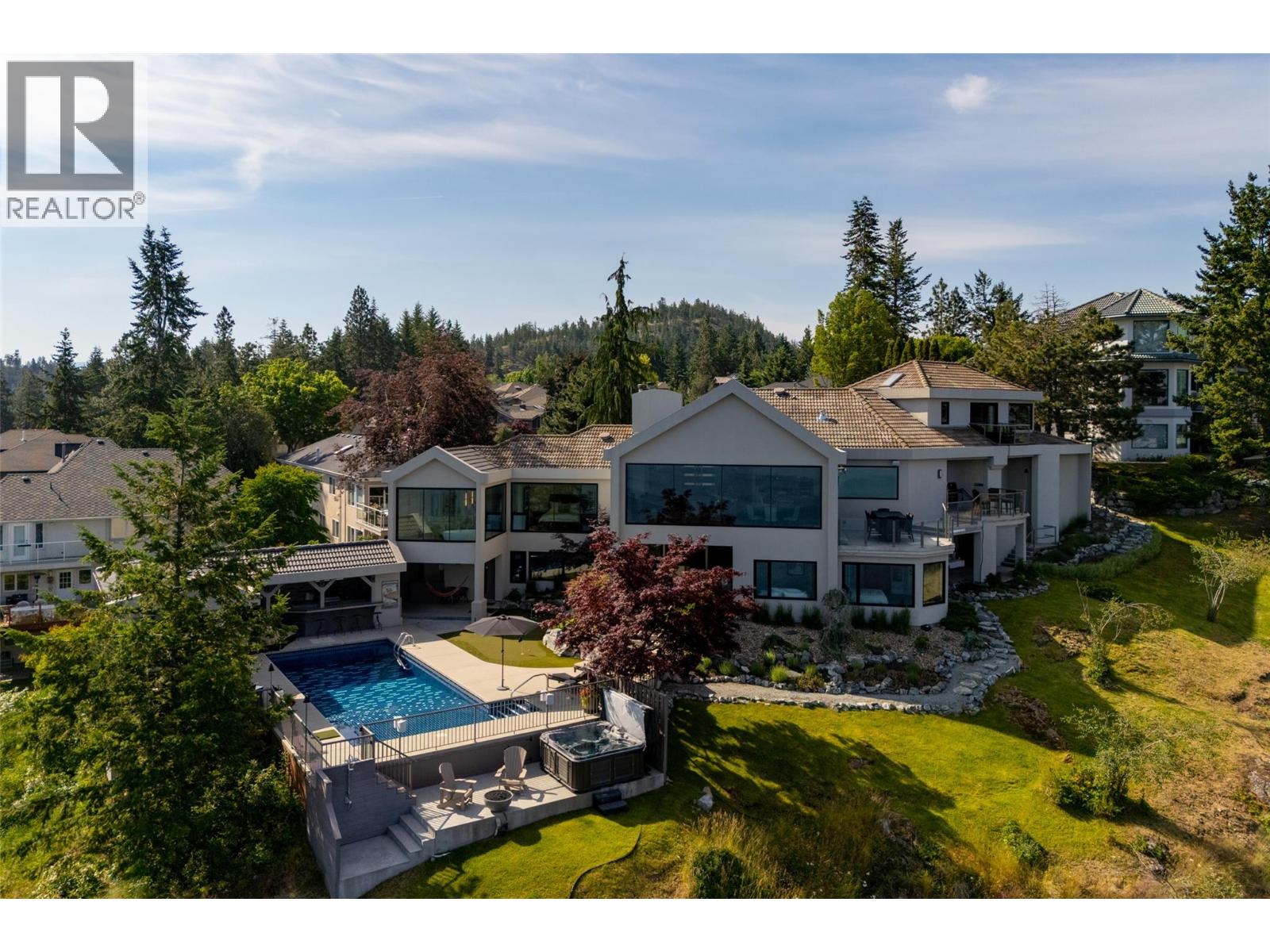 228 Caliburn Court, Kelowna