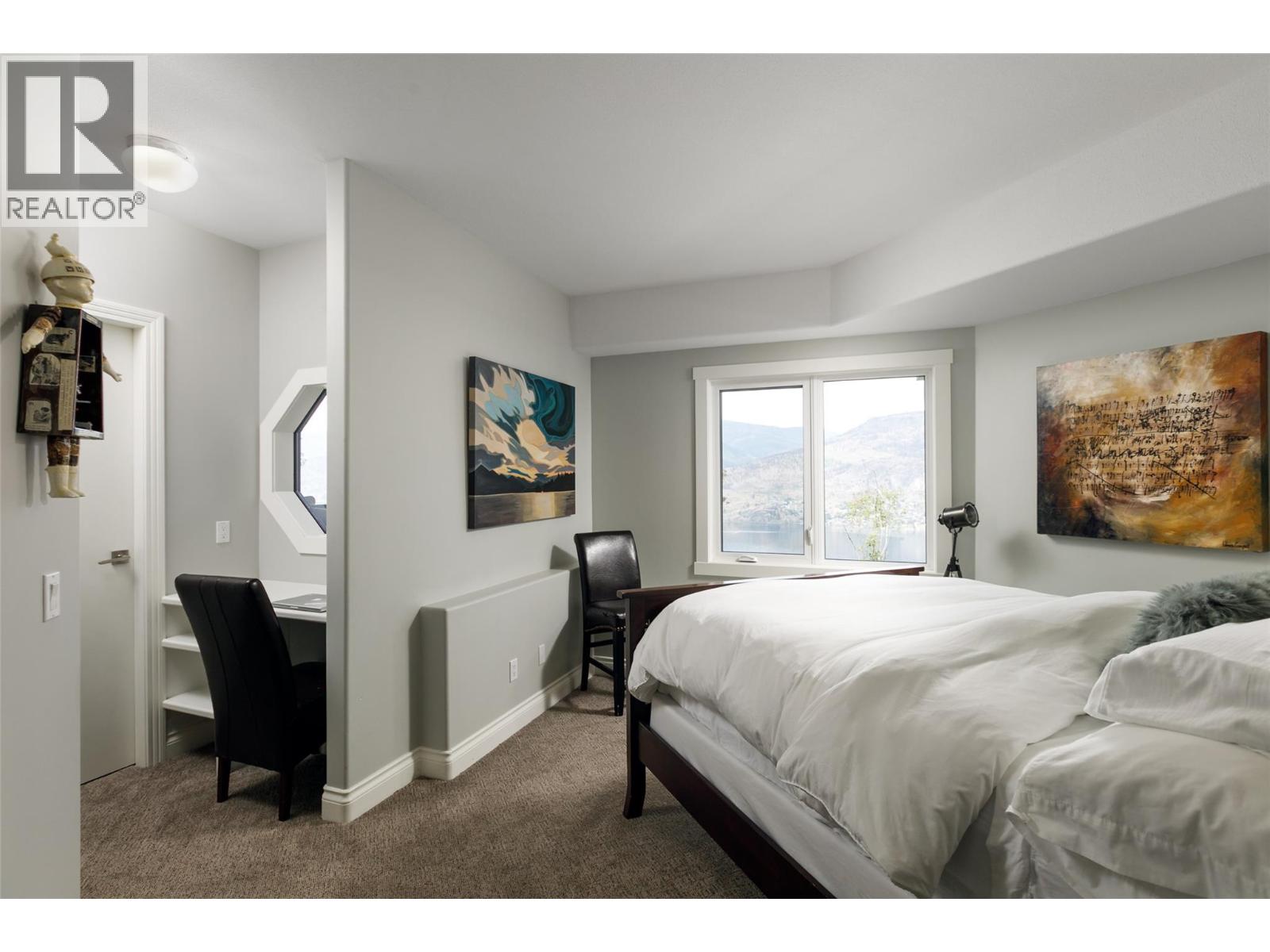 228 Caliburn Court, Kelowna