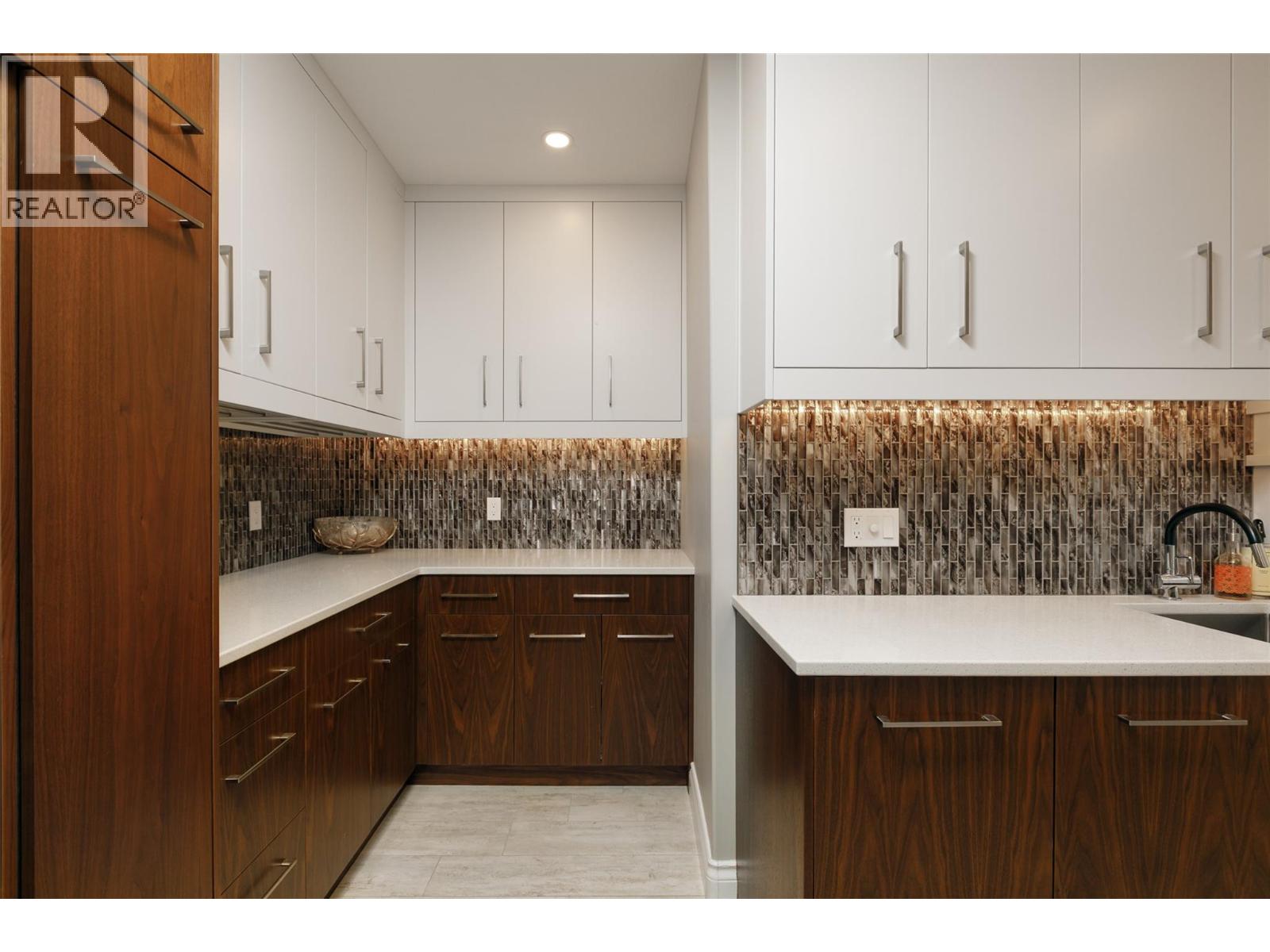 228 Caliburn Court, Kelowna