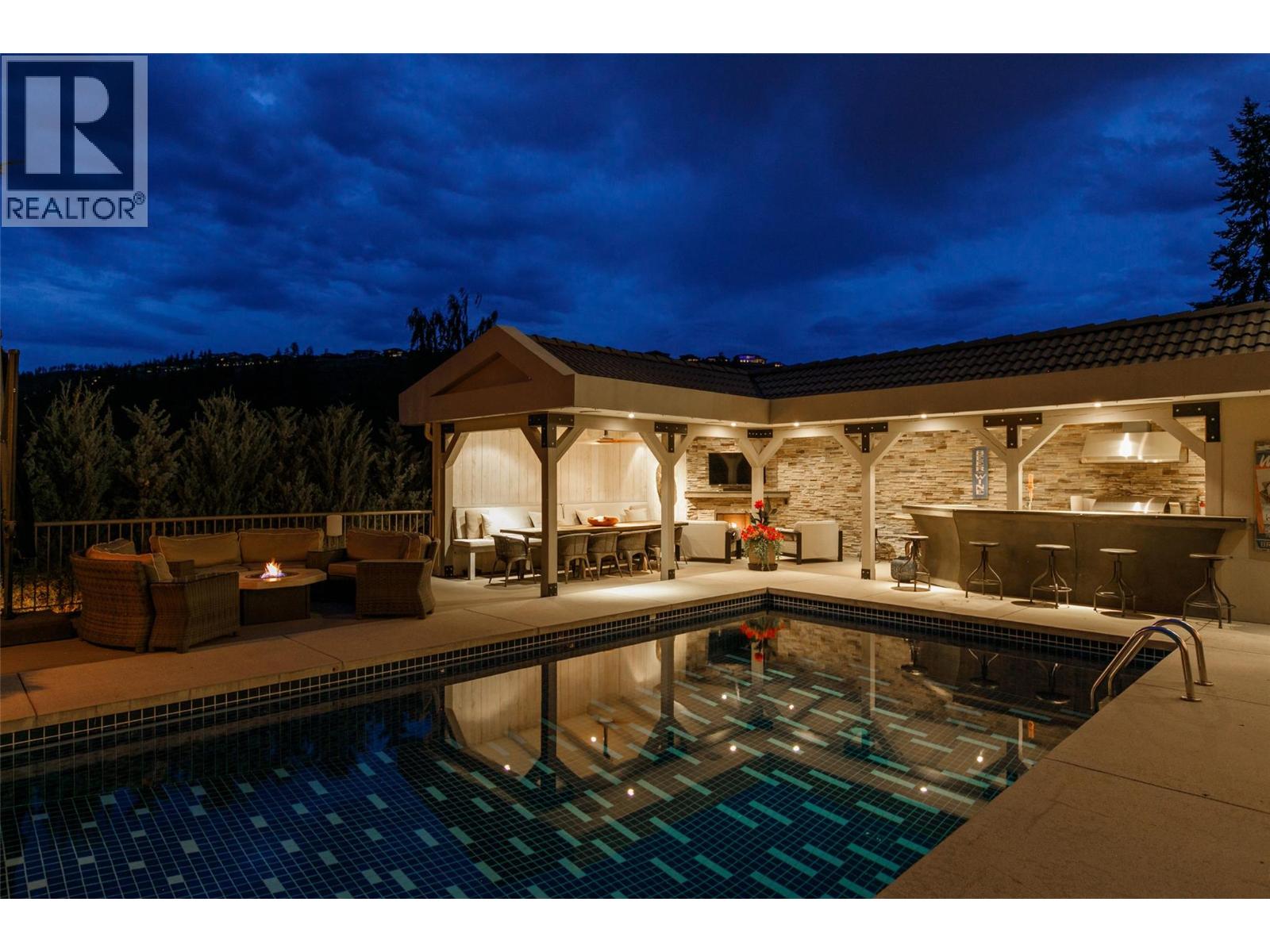 228 Caliburn Court, Kelowna