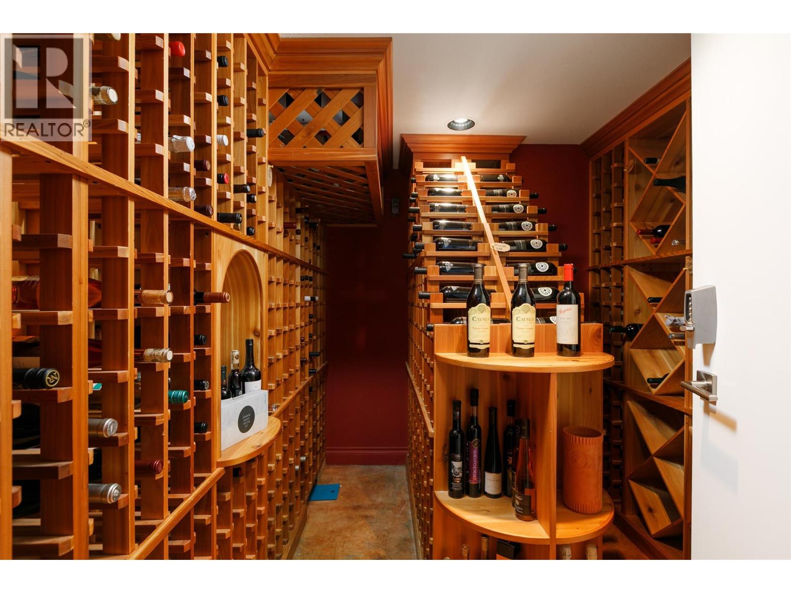 228 Caliburn Court, Kelowna