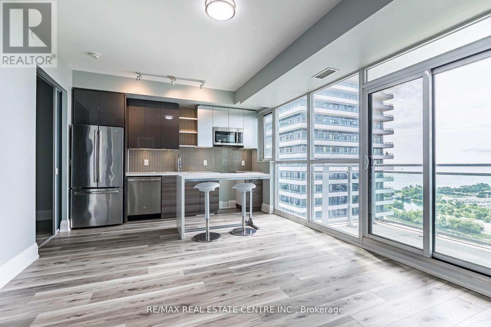 #2611 33 SHORE BREEZE DRIVE - 7