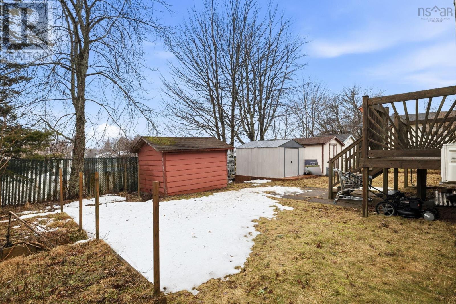 Property 28 of 30 of 415 Spring Avenue