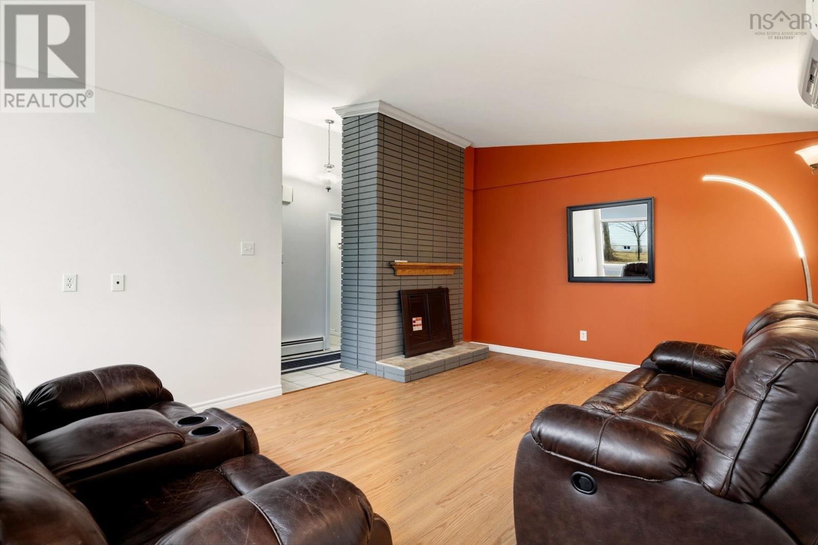 Property 3 of 30 of 415 Spring Avenue