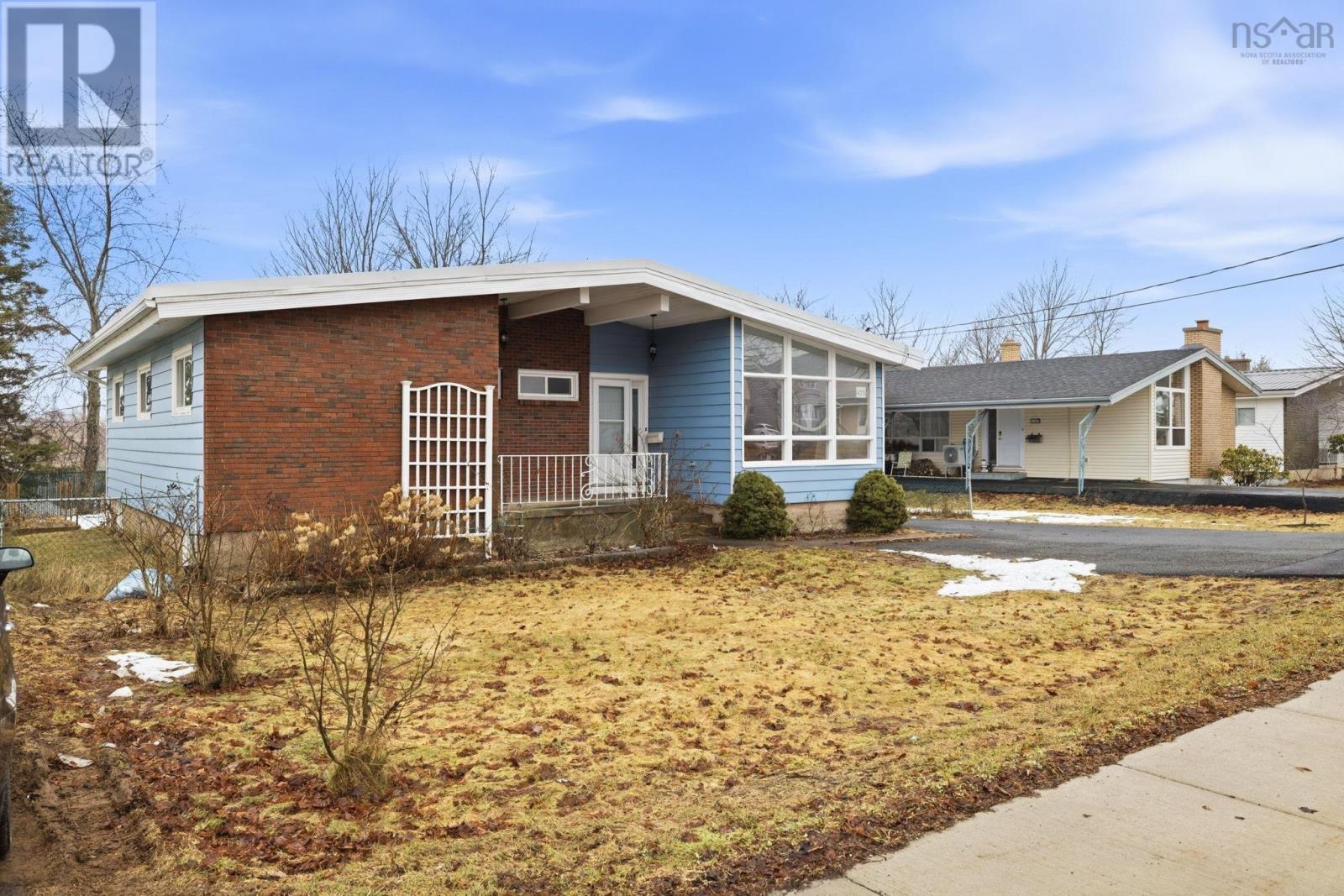 Property 30 of 30 of 415 Spring Avenue