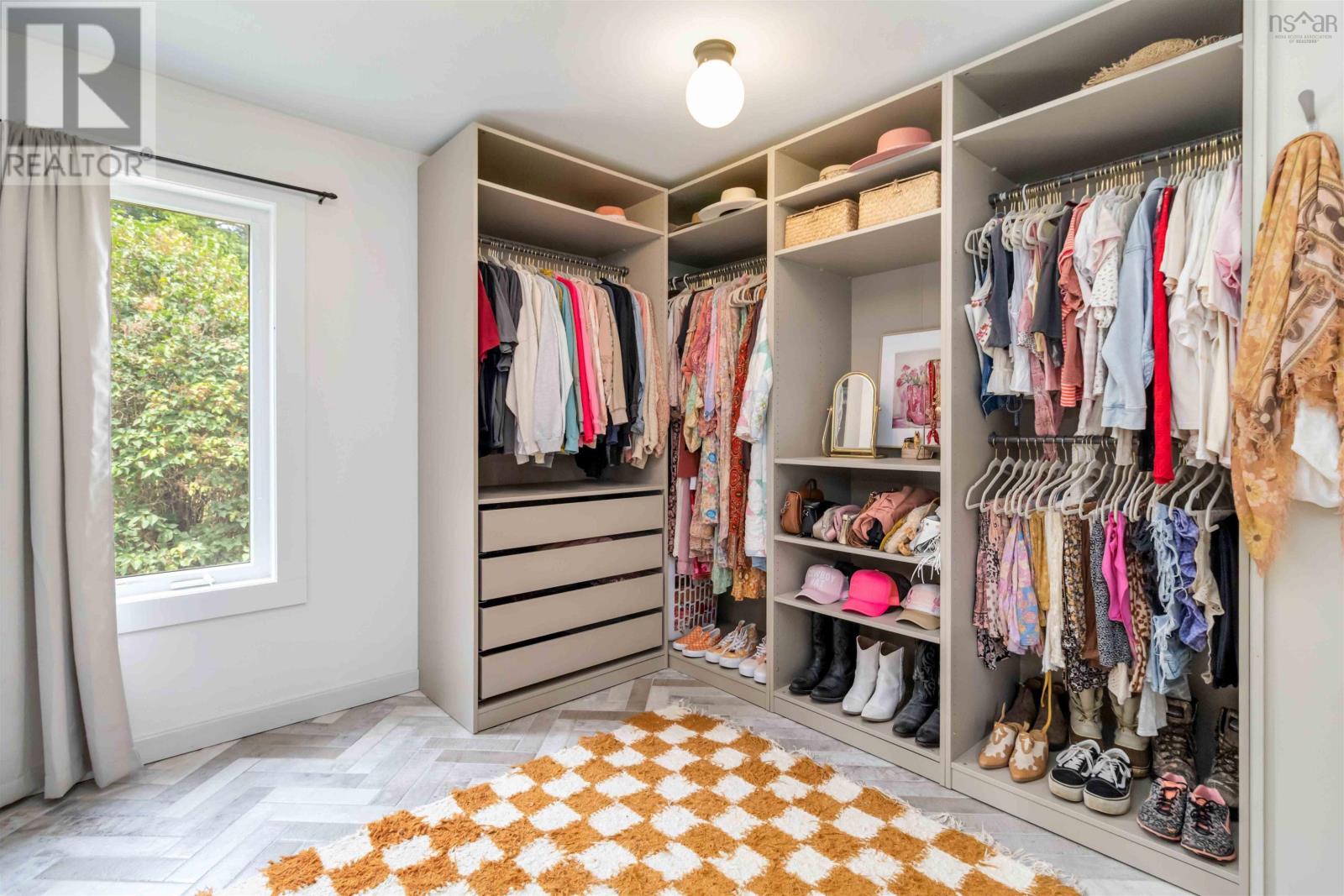 Property 29 of 39 of 8710 Highway 8