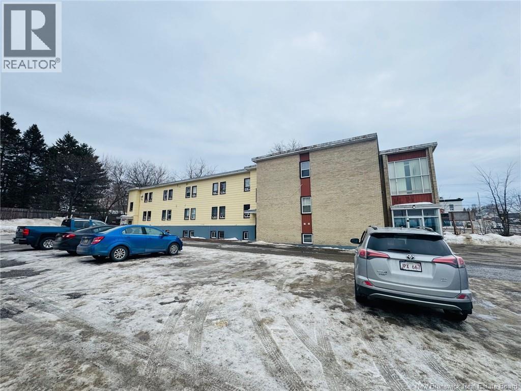 166 Roseberry Street - 4