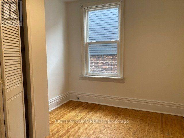 52 BERESFORD AVENUE - 13
