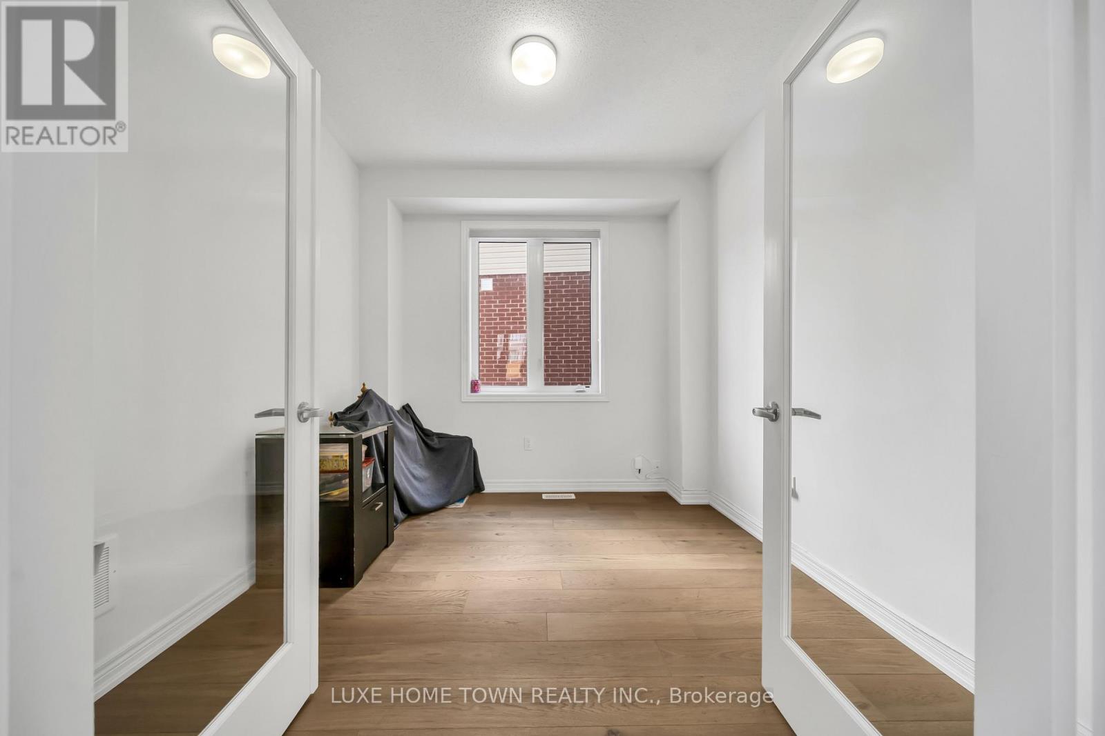 111 POVEY ROAD - 17