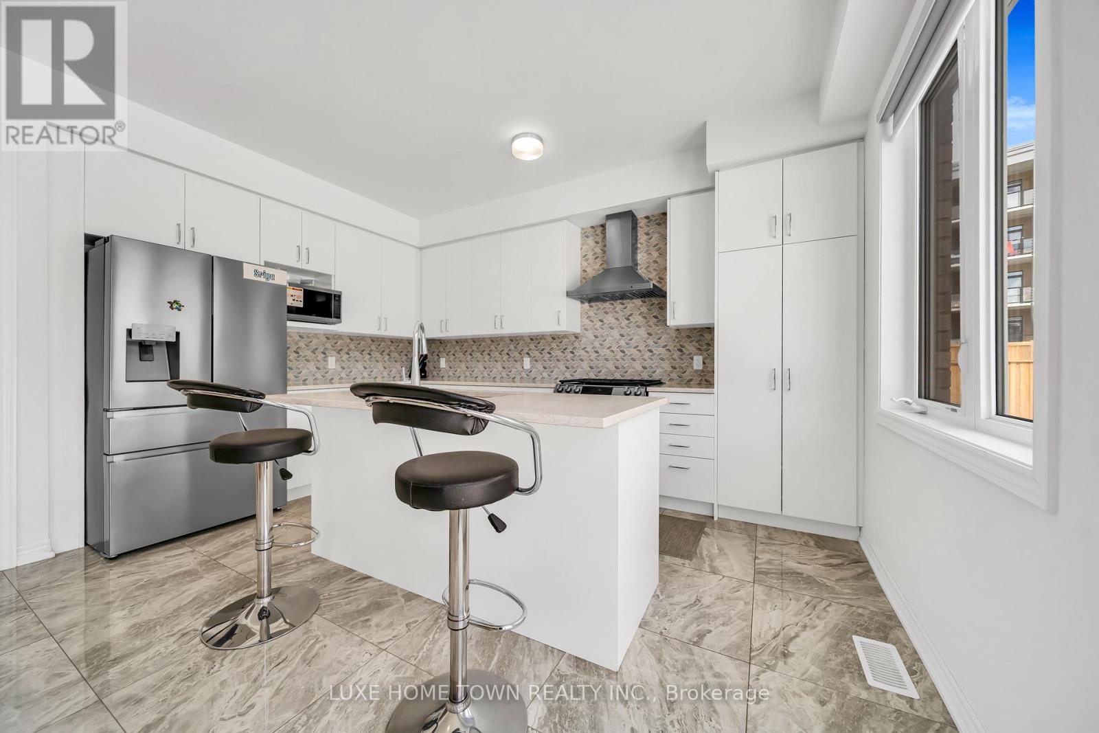 111 POVEY ROAD - 22