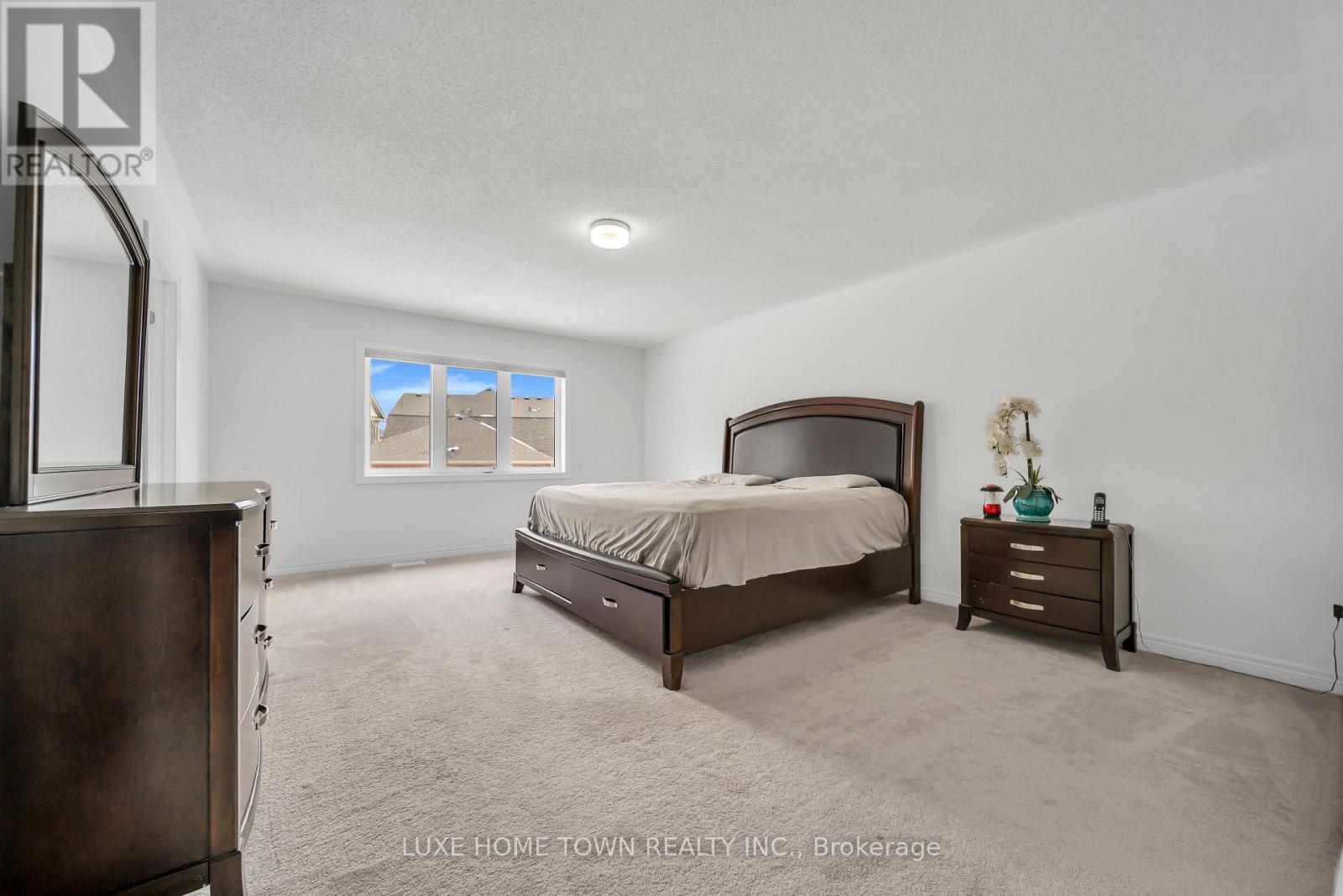 111 POVEY ROAD - 33
