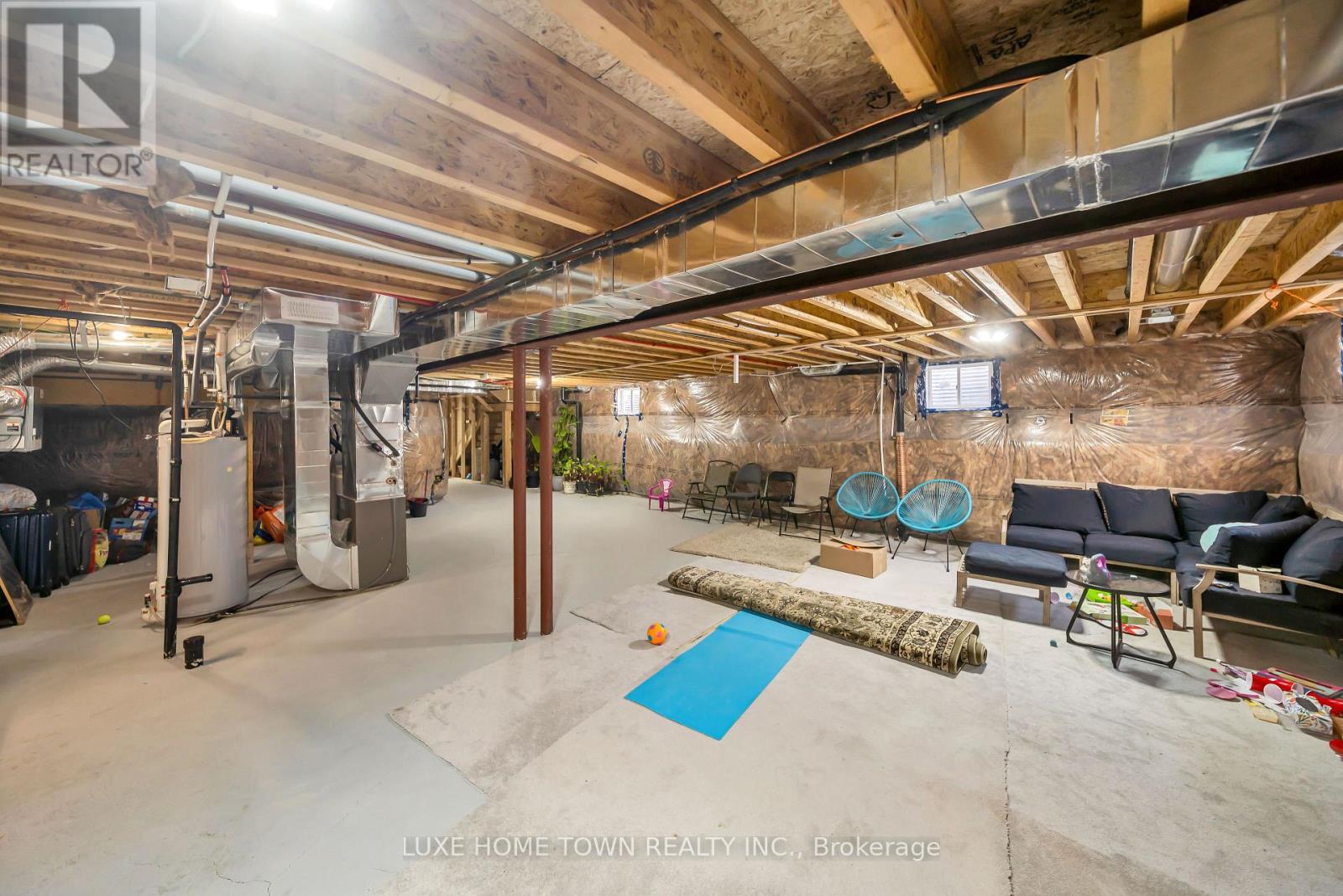 111 POVEY ROAD - 43