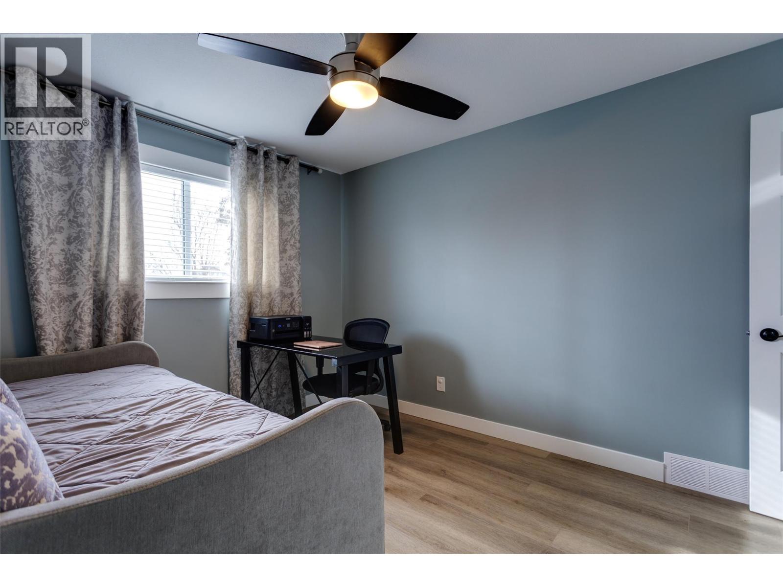 674 Cook Road, Kelowna