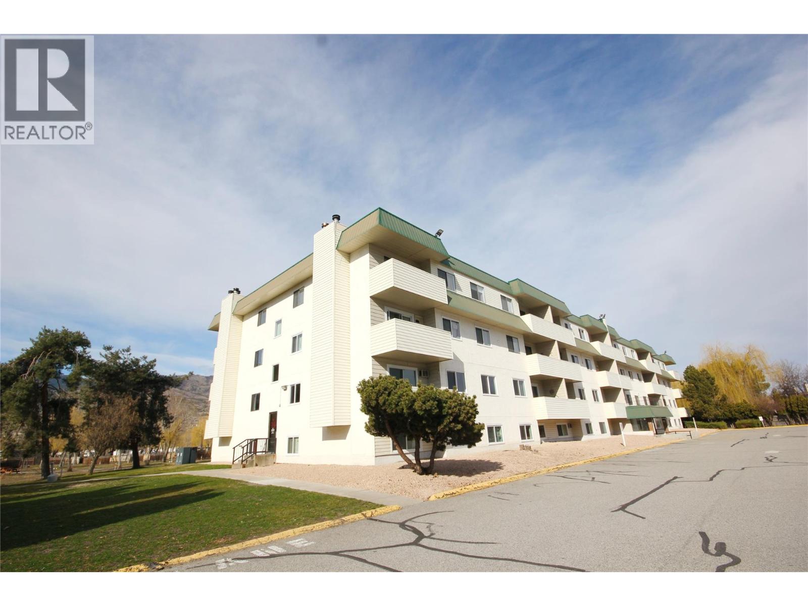 150 Skaha Place Unit# 402, Penticton