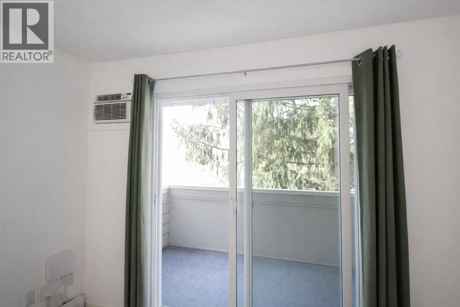 150 Skaha Place Unit# 402, Penticton