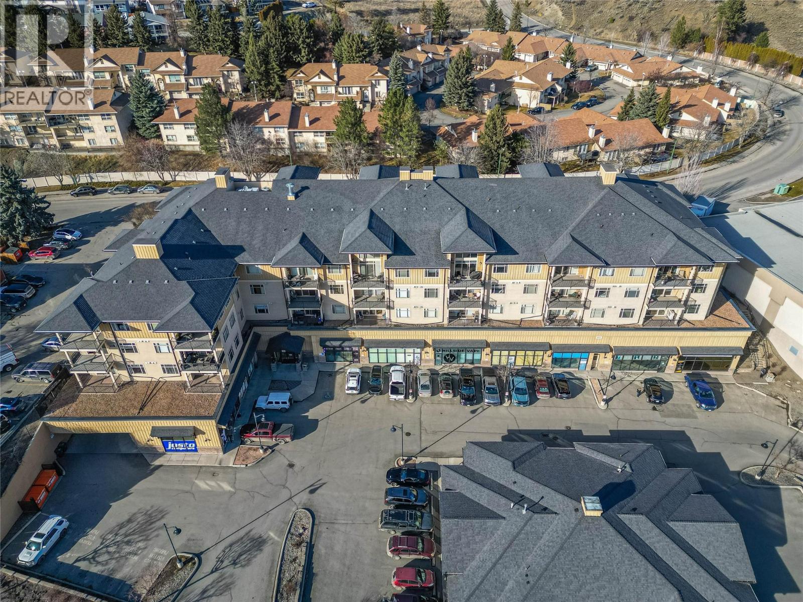 #305 1390 HILLSIDE DRIVE - 61