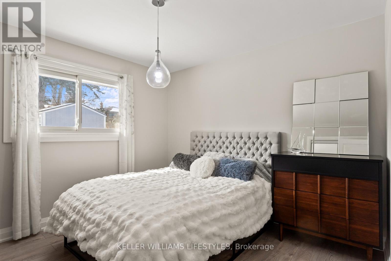 23 STORMONT DRIVE - 14