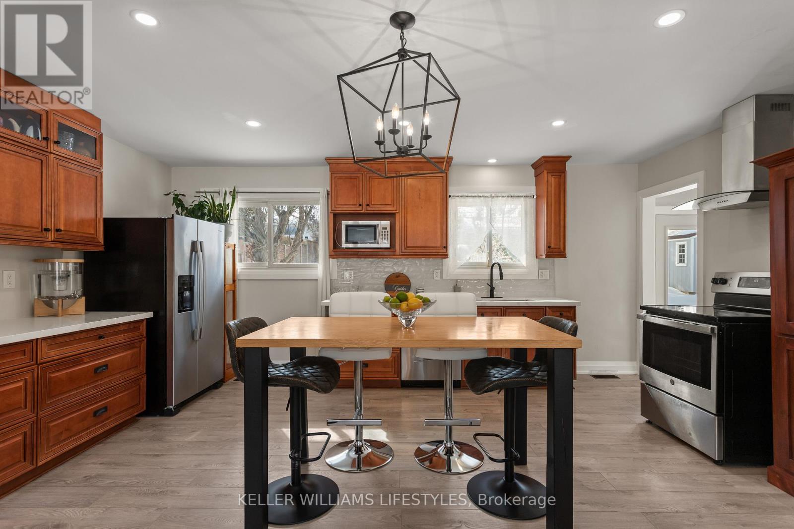 23 STORMONT DRIVE - 7