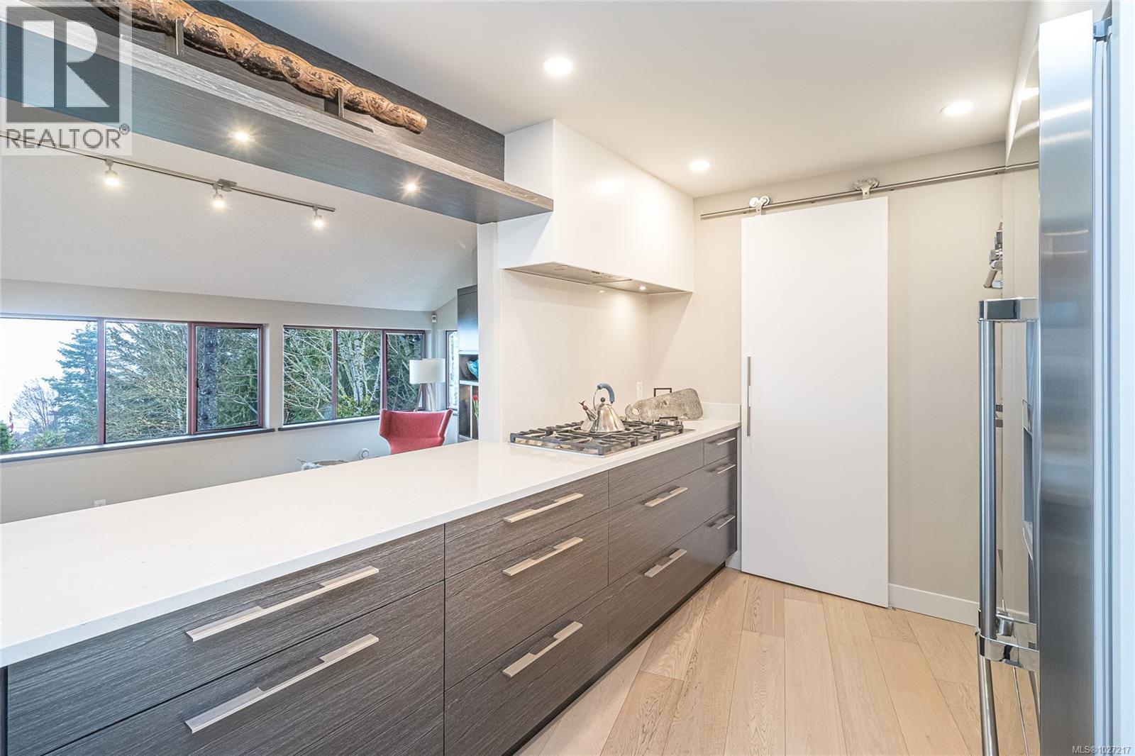 1126 HIGHVIEW PL - 26