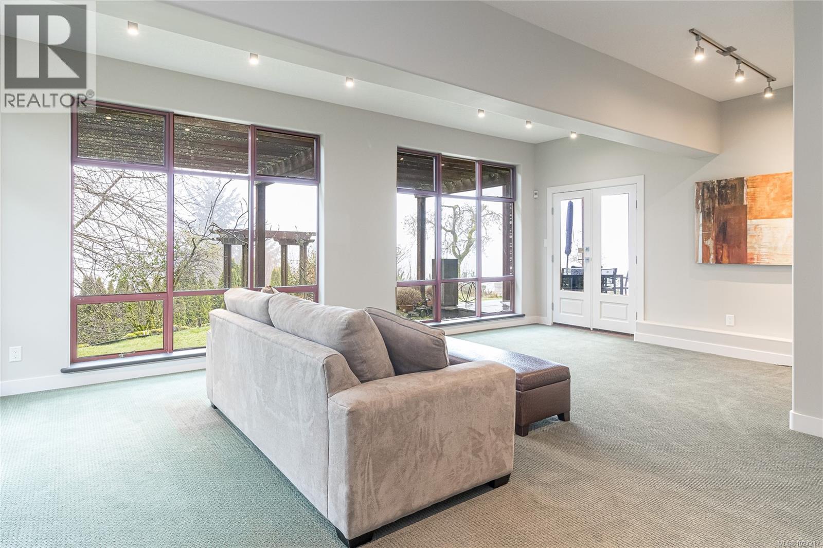 1126 HIGHVIEW PL - 32