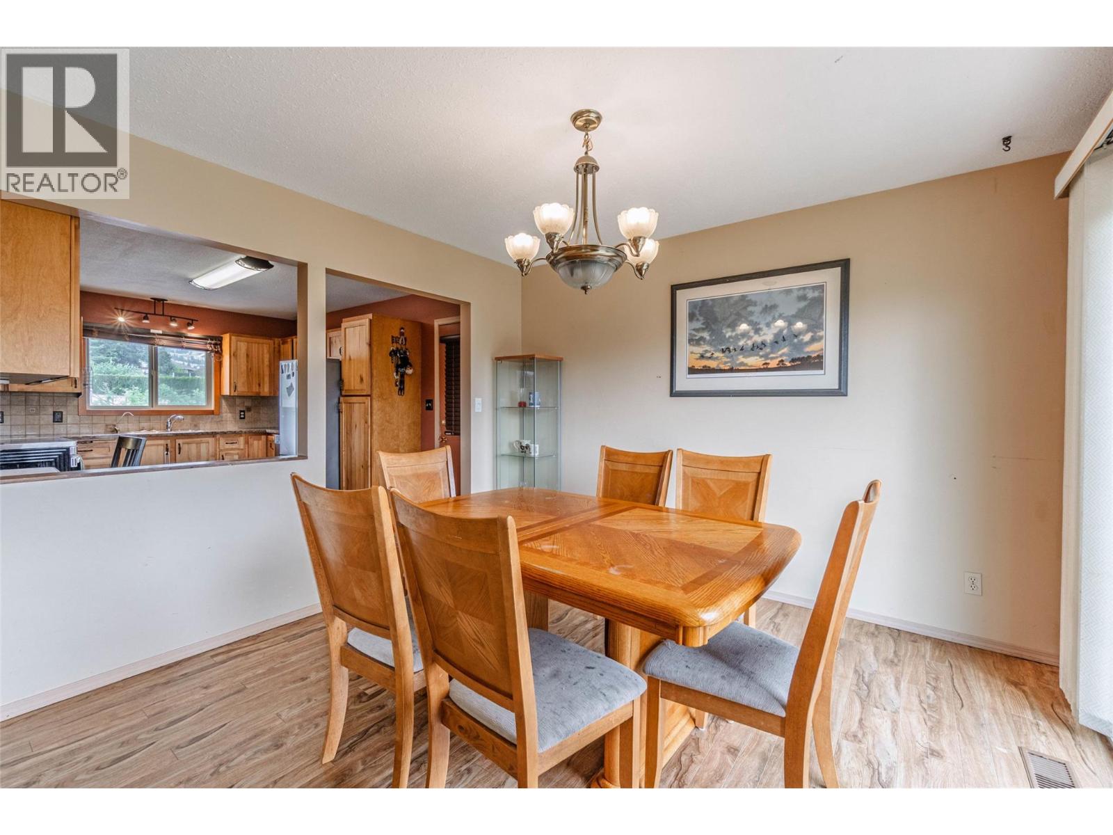 6563 Mountainview Drive, Oliver