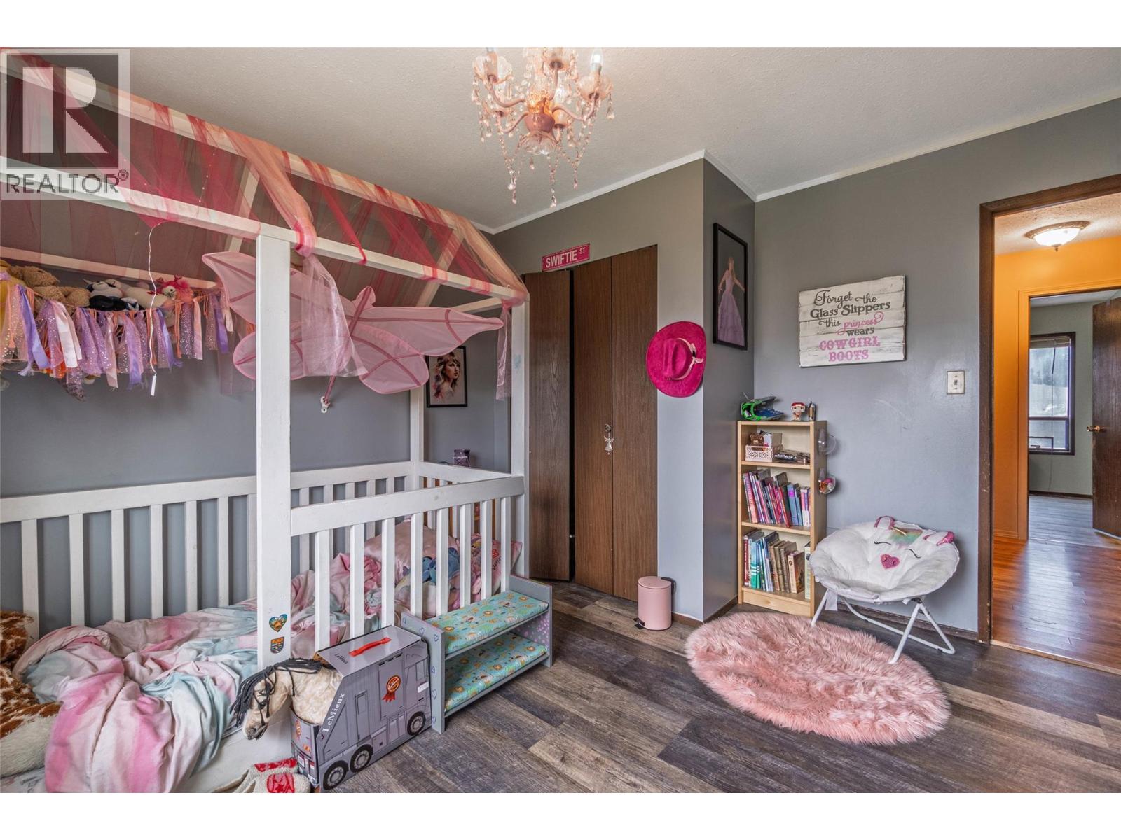 6563 Mountainview Drive, Oliver