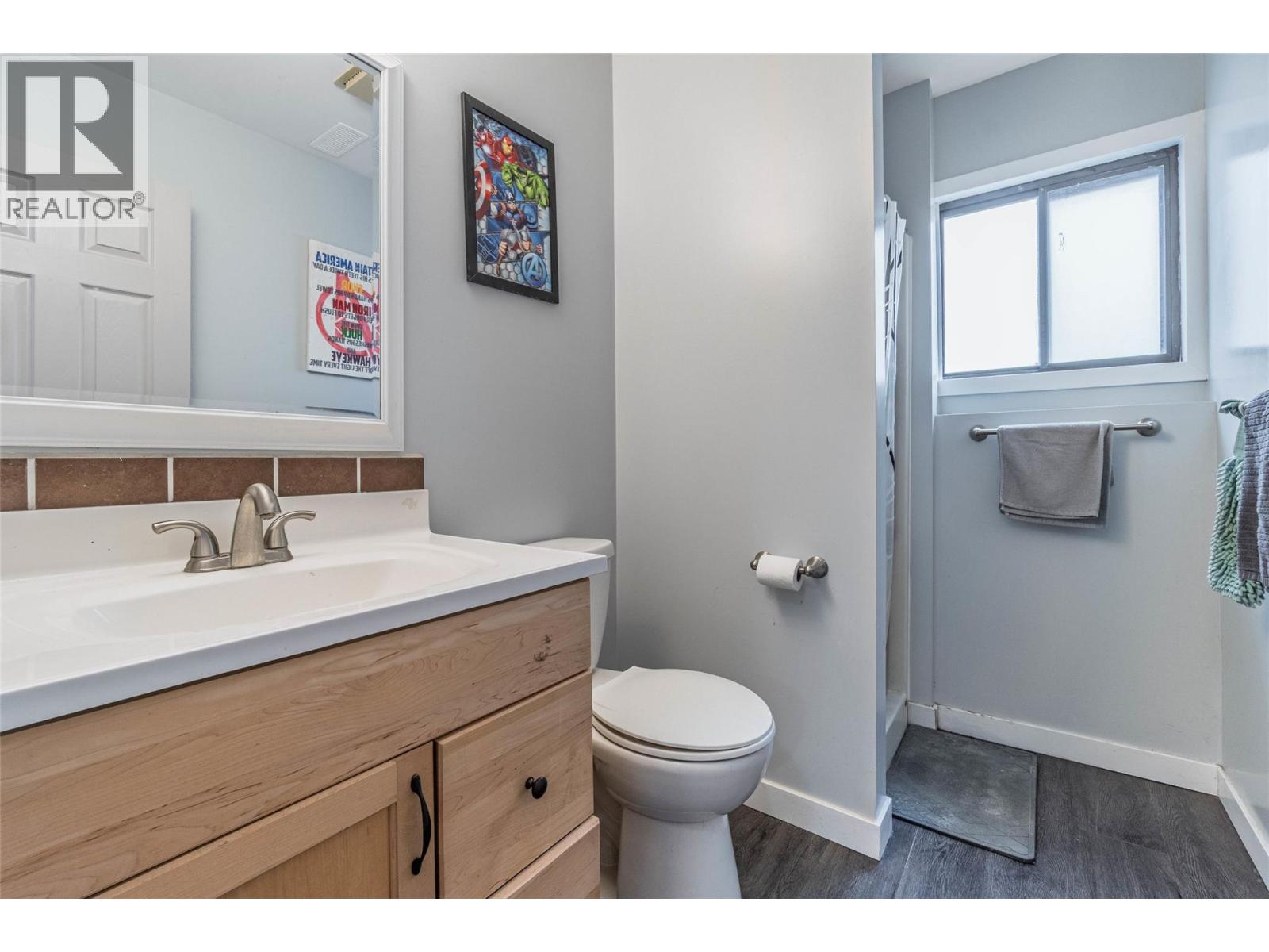 6563 Mountainview Drive, Oliver