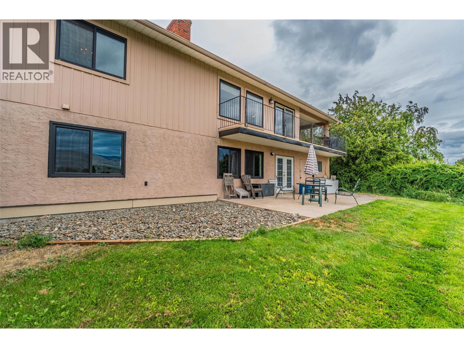 6563 Mountainview Drive, Oliver