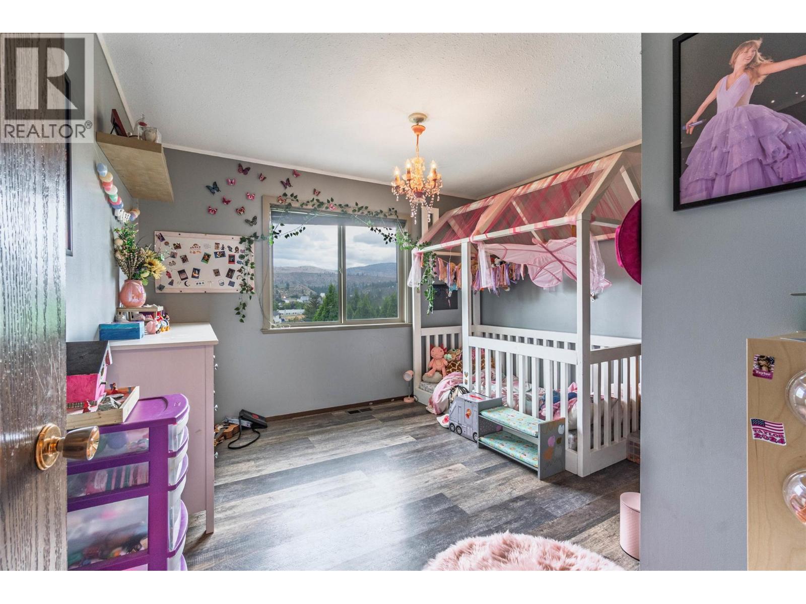 6563 Mountainview Drive, Oliver