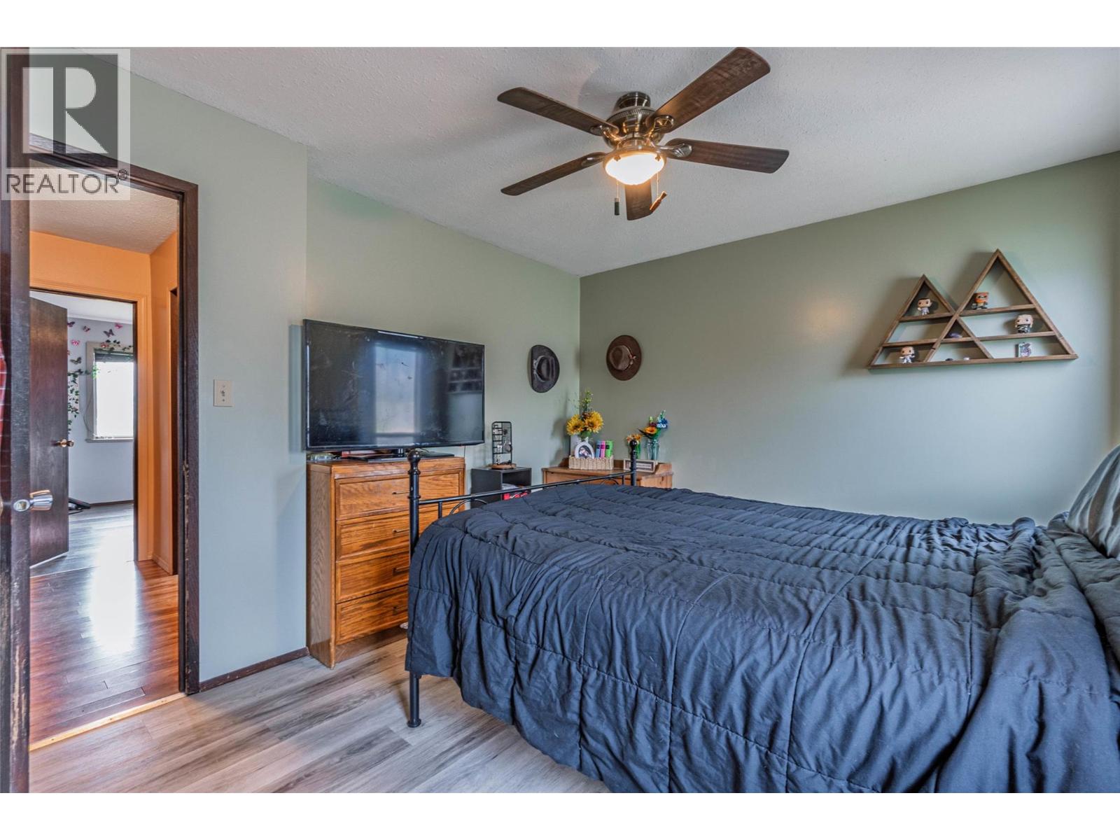 6563 Mountainview Drive, Oliver