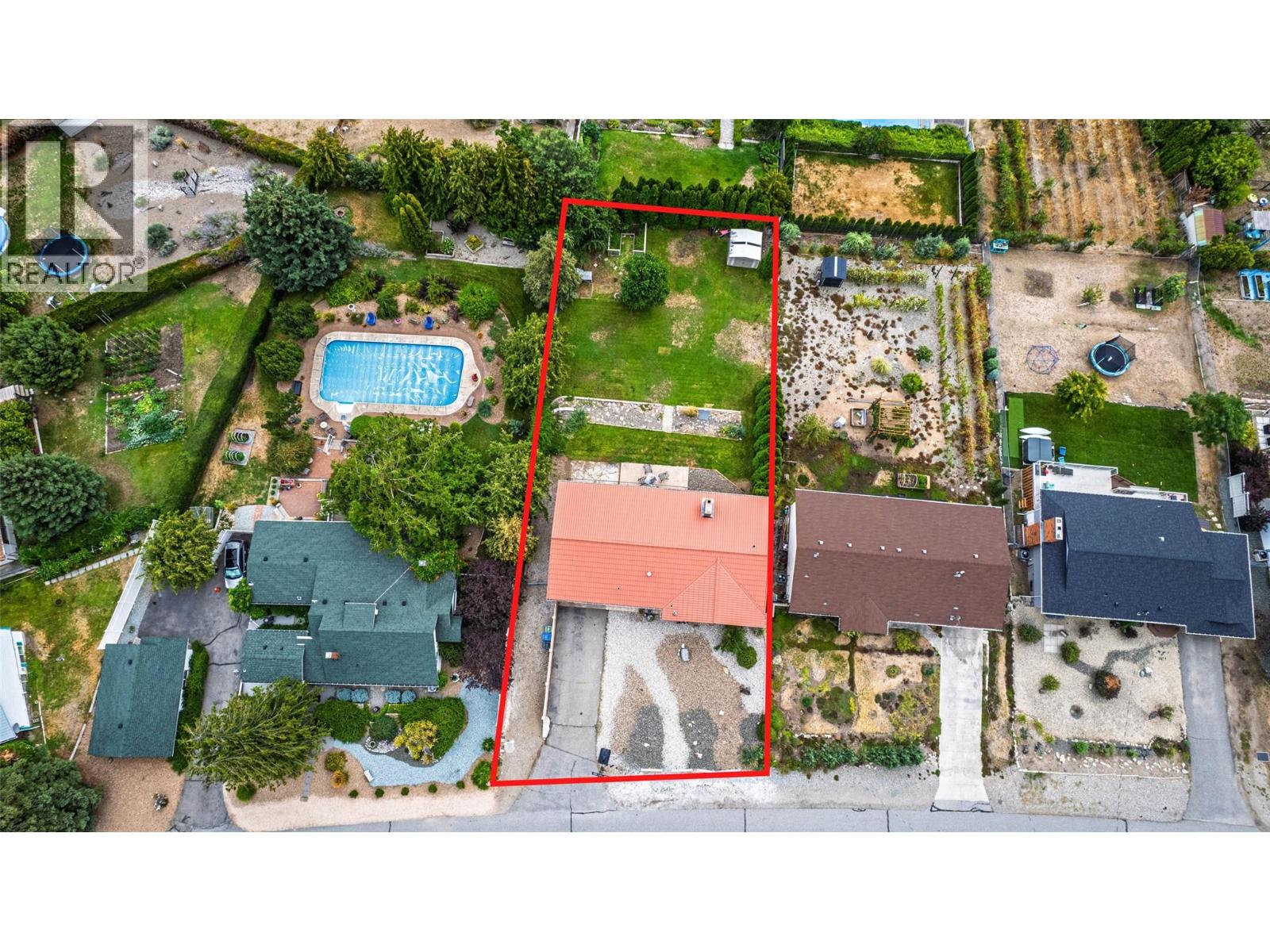 6563 Mountainview Drive, Oliver