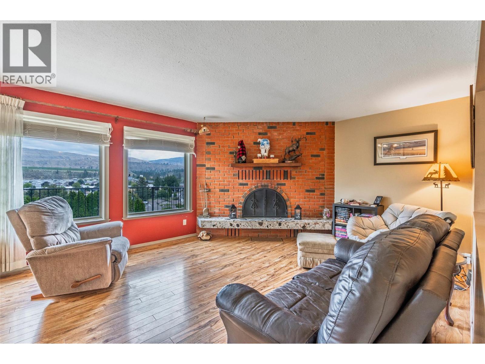 6563 Mountainview Drive, Oliver