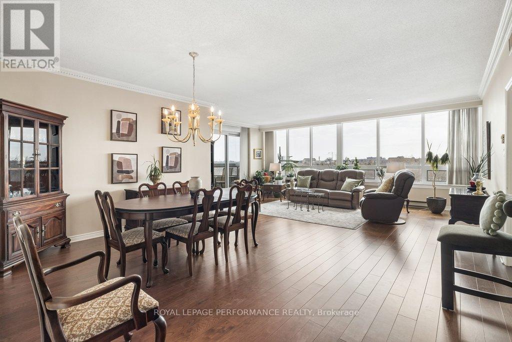 Open Concept Living & Dining