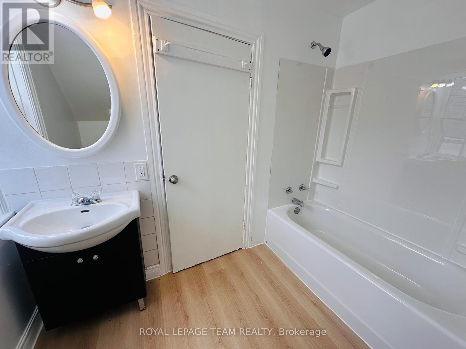 202 BELL STREET — photo 23