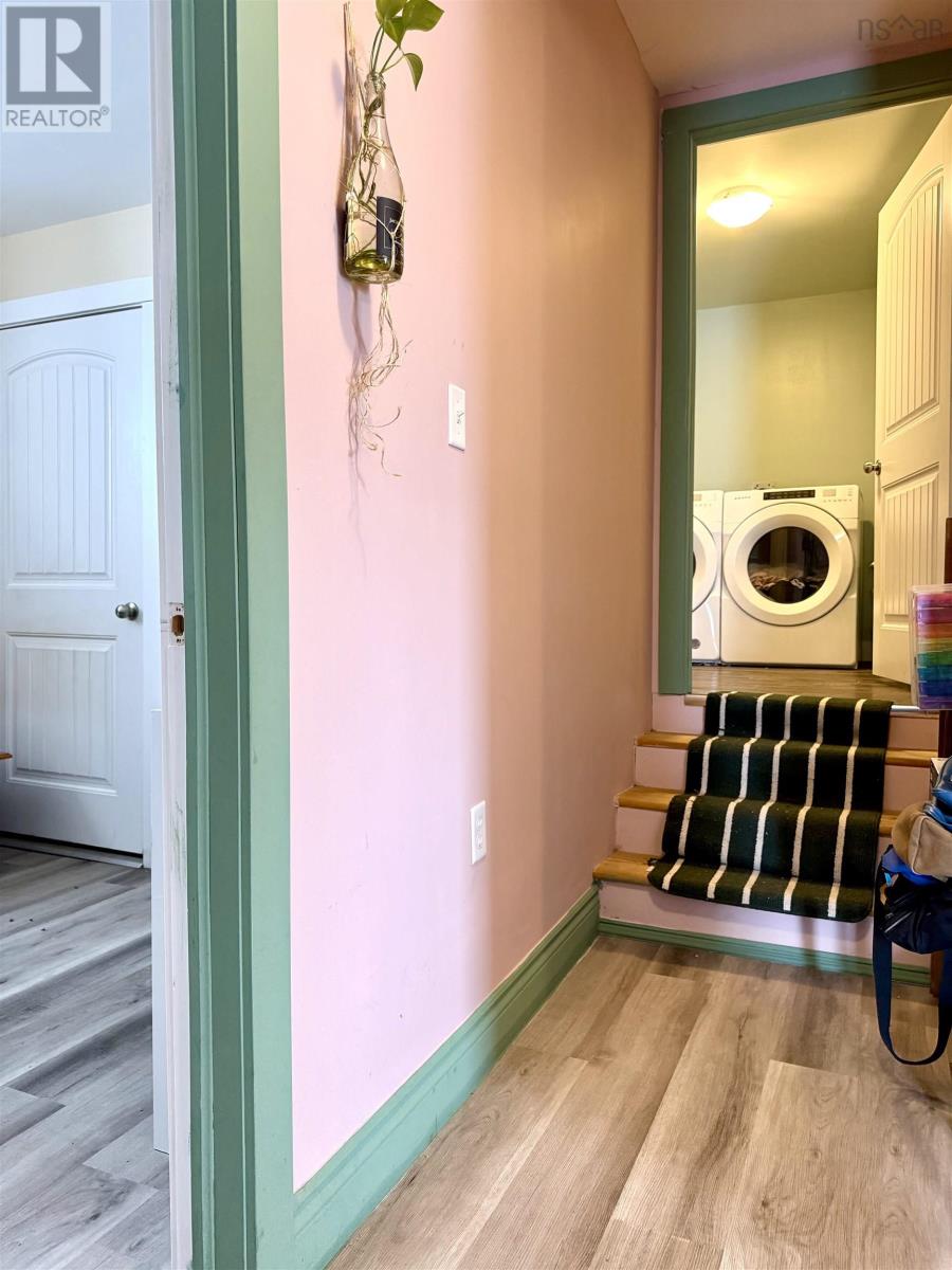 Property 24 of 40 of 21453 2 Highway