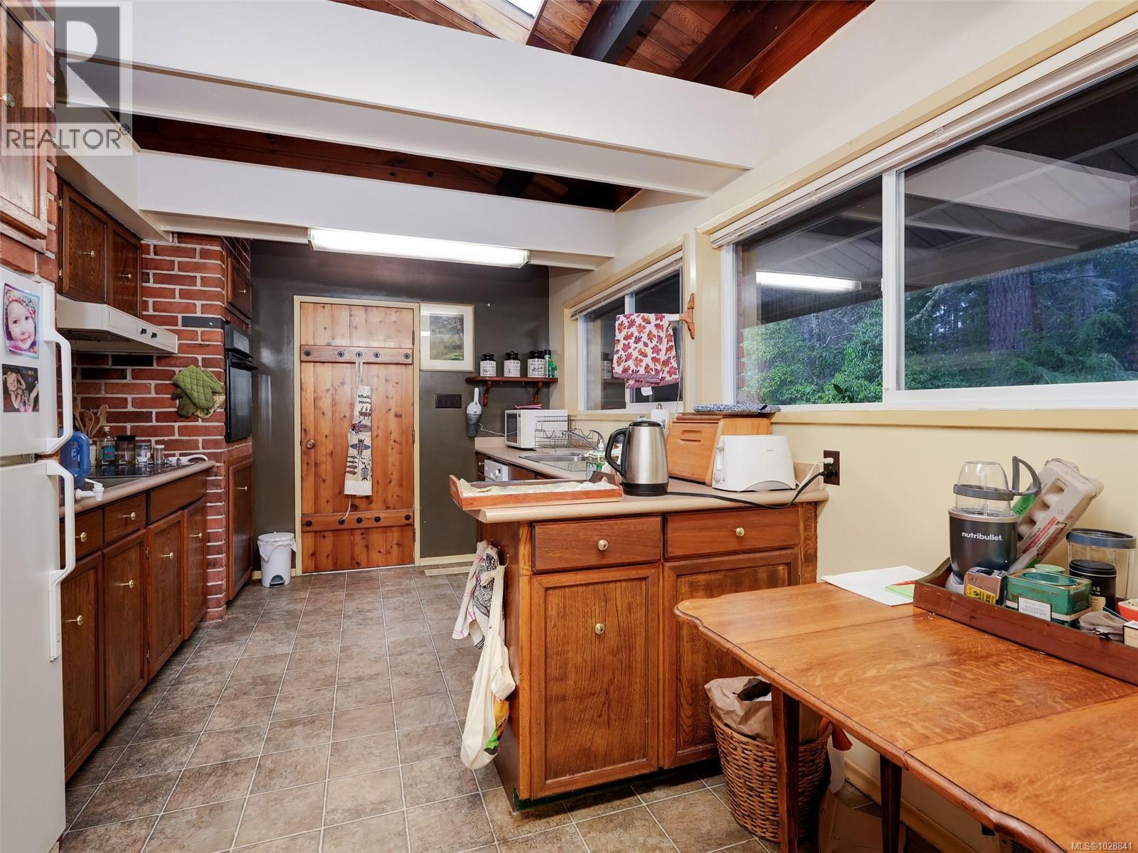 2713 Sheringham Point Rd, Sooke