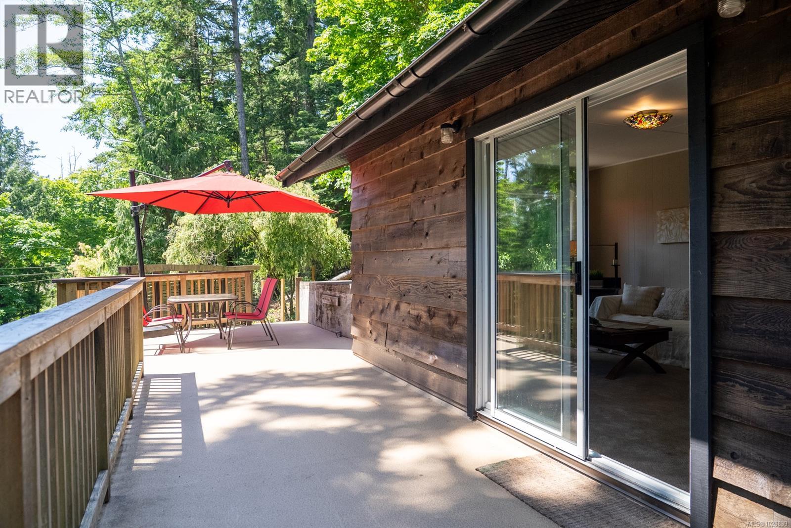  9907 Gowlland Point Road, Pender Island