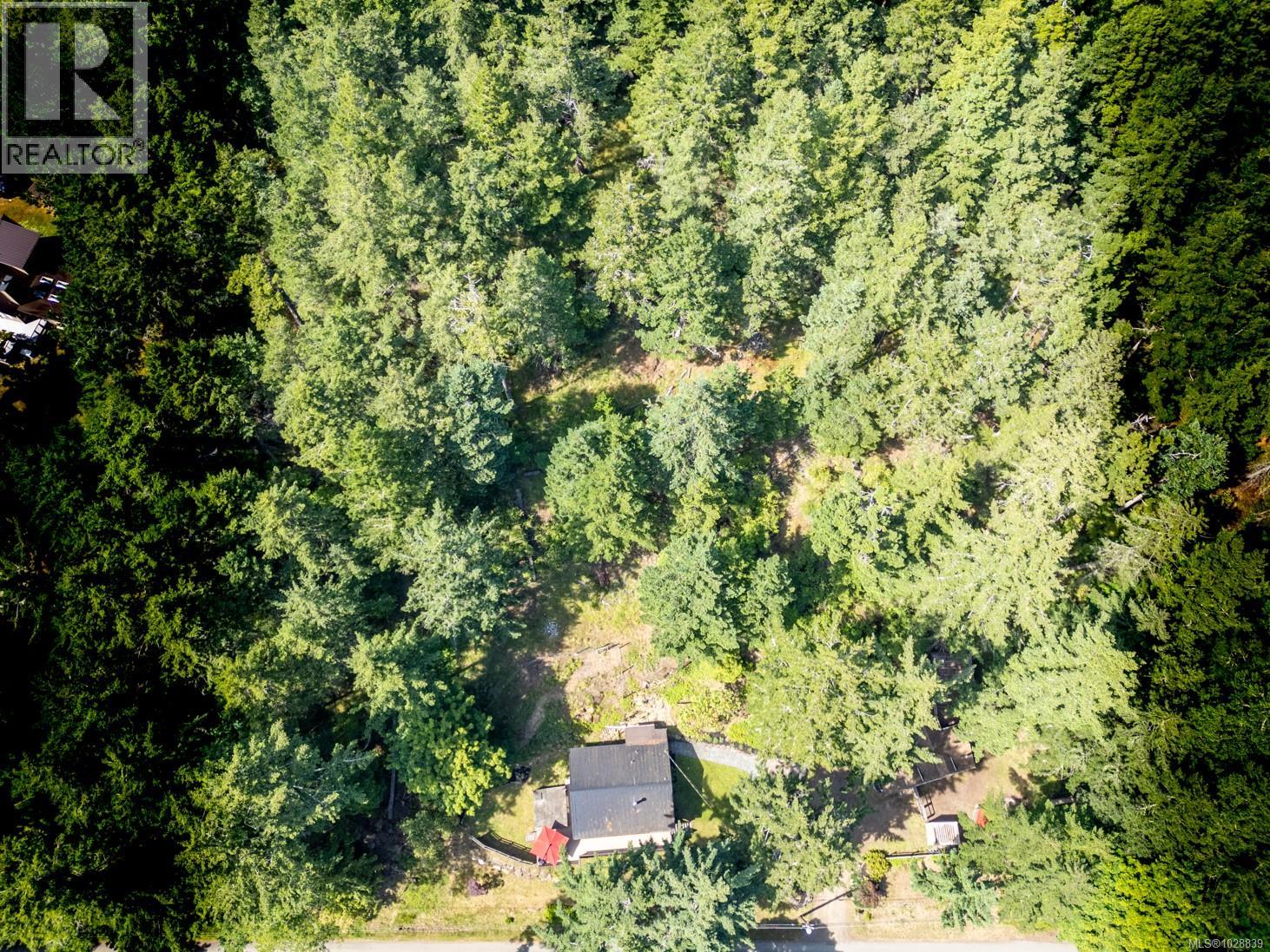 9907 Gowlland Point Rd - 4