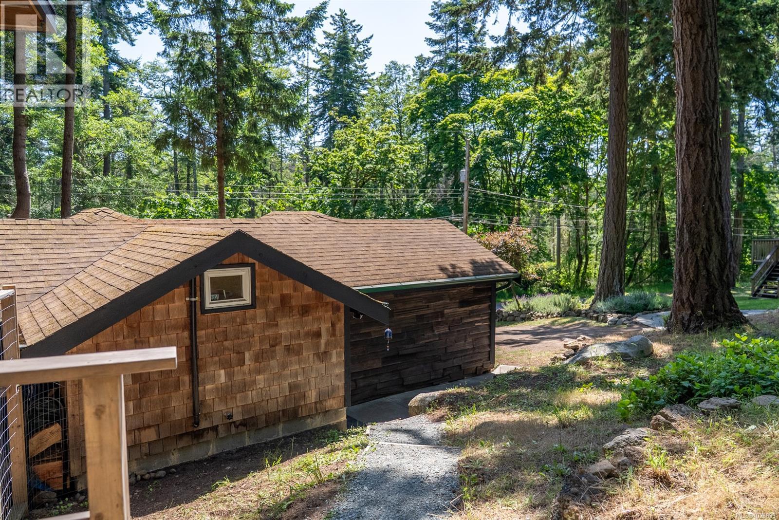  9907 Gowlland Point Road, Pender Island