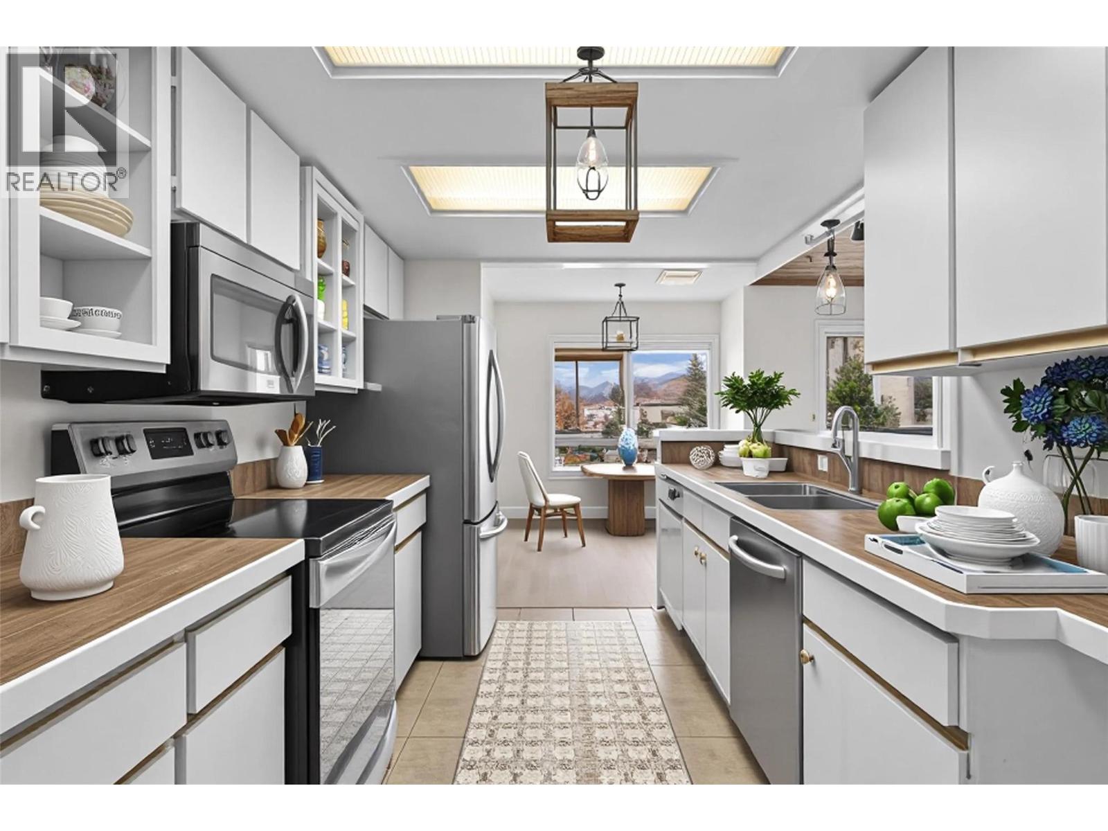 4340B Beach Avenue Unit# 209, Peachland