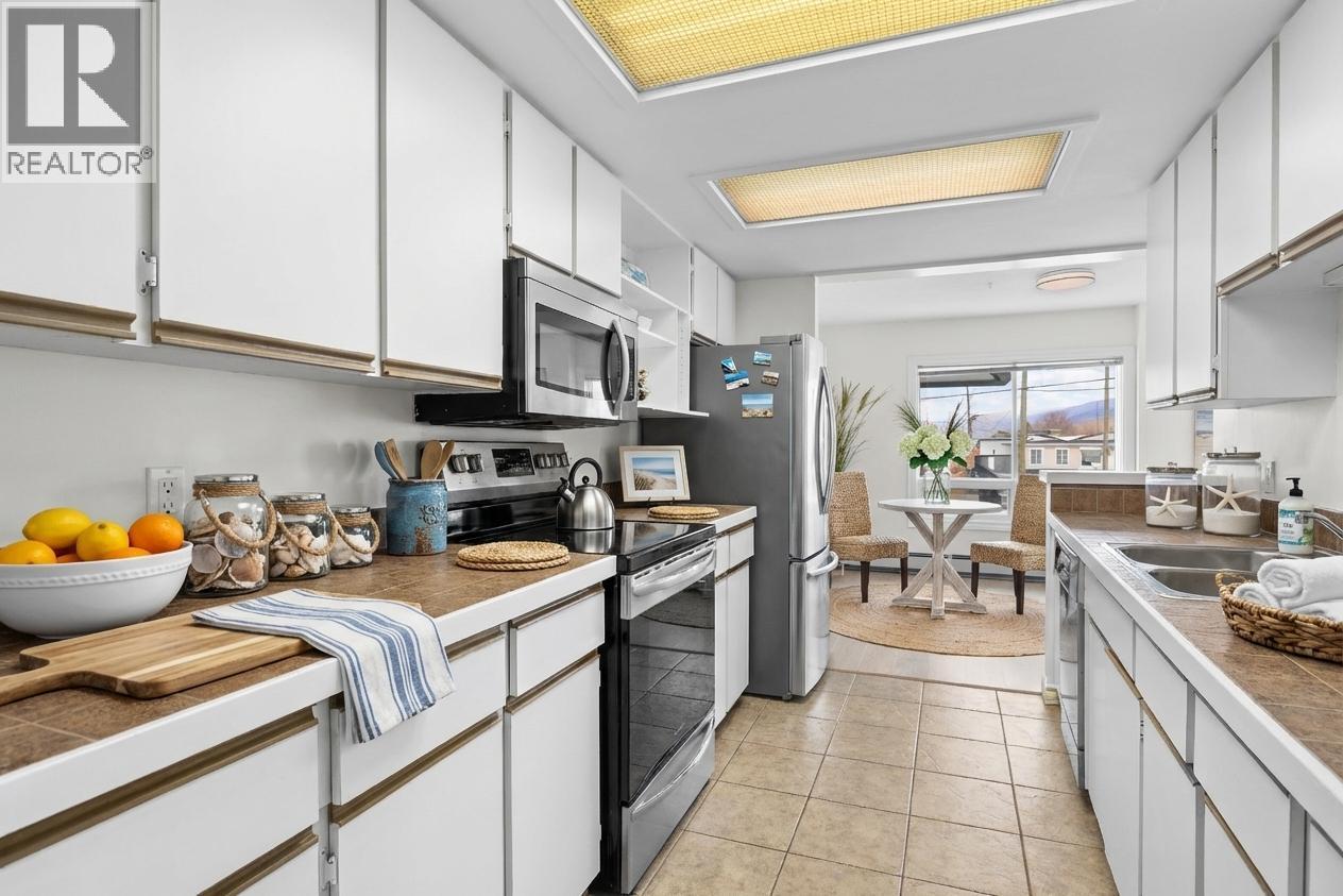 #209 4340B Beach Avenue - 12