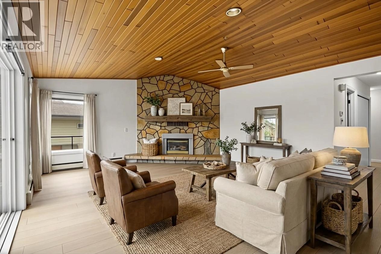 #209 4340B Beach Avenue - 21