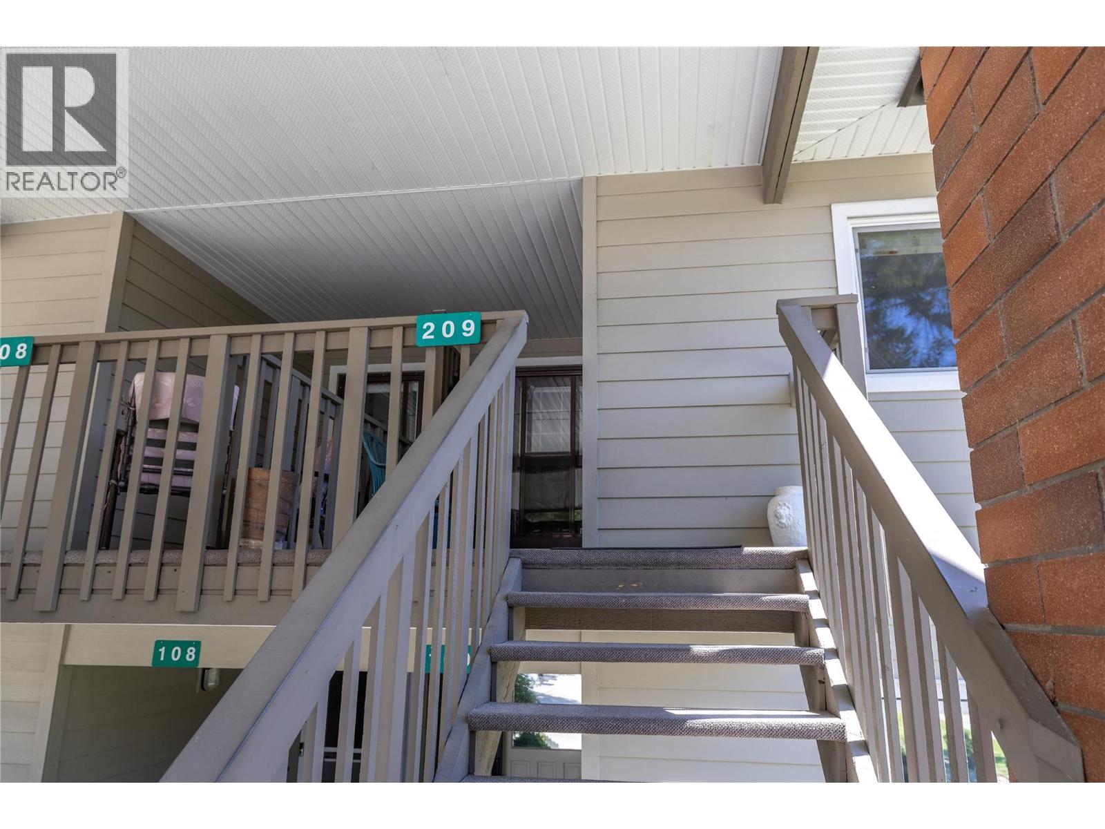 4340B Beach Avenue Unit# 209, Peachland