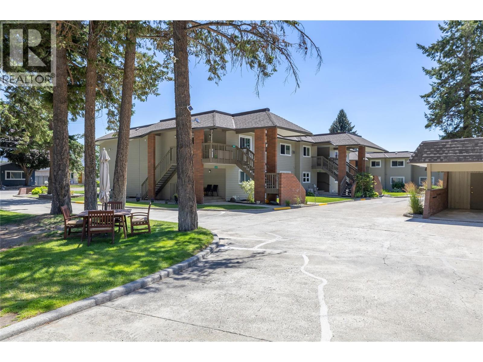 4340B Beach Avenue Unit# 209, Peachland